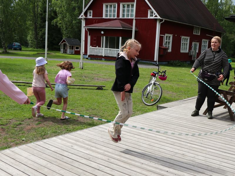 Hyppynaru Koivuhaassa